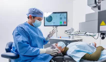 Procedimientos oftalmol�gicos con Clear