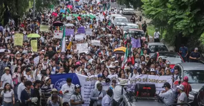 Estudiantes de la Facultad de Derecho de la UNAM protestan contra reforma judici