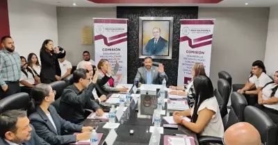 Instalan Comisi�n de Desarrollo Metropolitano