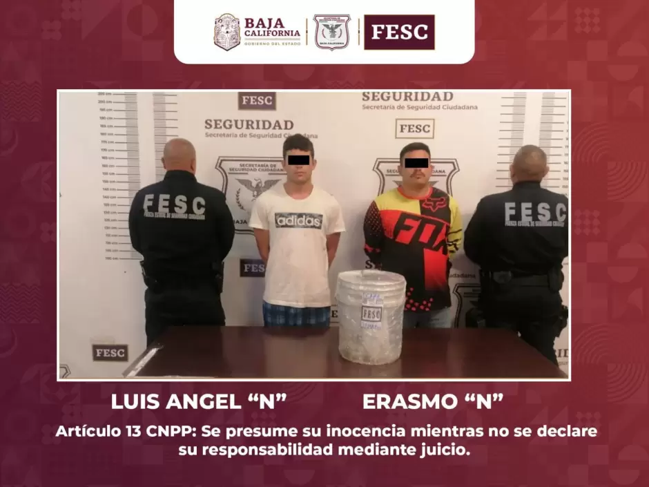 Despliega FESC operativo en Tecate: aseguran "poncha llantas", bidones con gasolina, veh�culos robados, armas y droga