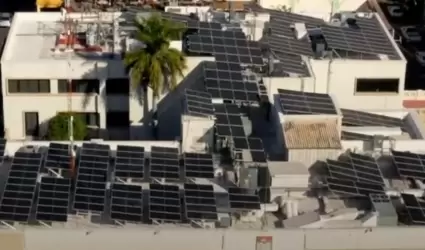 Paneles solares en el Ayuntamiento de Hermosillo