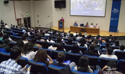 Nueva generaci�n de estudiantes de posgrado