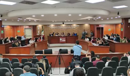 Congreso aprueba reforma para sancionar a quienes falsifiquen y usen indebidamen