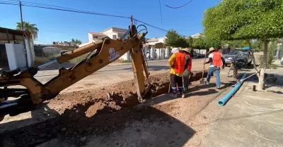 CESPM inicia reposici�n de l�neas de agua potable en Jardines del Lago