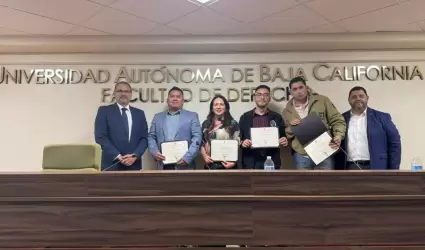 FGE imparte pl�tica a estudiantes de UABC sobre estrategias de prevenci�n del de
