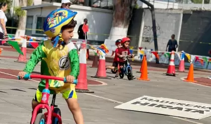Tercera carrera "Pedaleando con el Coraz�n"