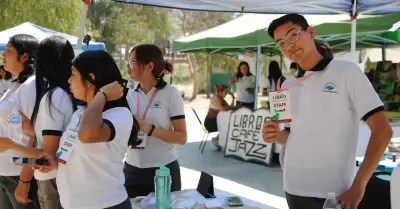 Fomenta CONALEP Tecate lectura a travs de la primera feria del libro