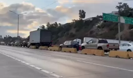 Accidente en el Ca��n del Matadero provoca cierre parcial de vialidad