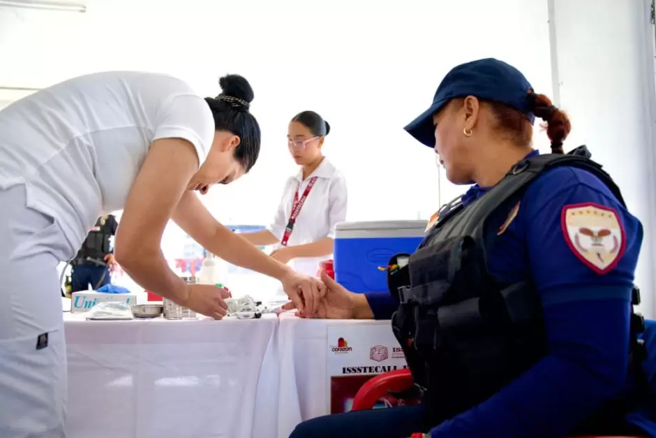 Atienden la salud del personal del Centro Penitenciario de El Hongo I