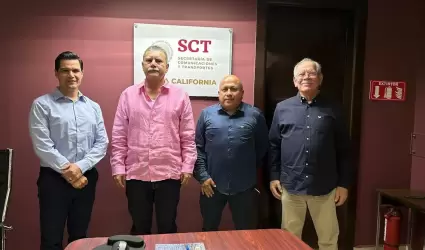 Diputado Humberto Valle sostiene reunin con titular de la SICT en Baja Californ