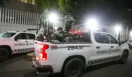 Operativo a las afueras de la Fiscal�a Especializada en Materia de Delincuencia 