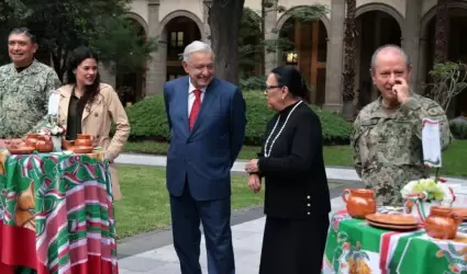 El presidente Andr�s Manuel L�pez Obrador se despidi� de su gabinete de segurida