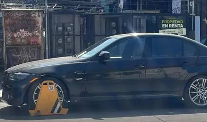 Inmovilizan autos en Zona del R�o pese a fallas en parqu�metros