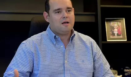 Eduardo Acu�a Padilla