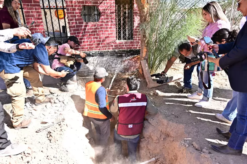 Lleva agua a colonias que ms lo necesitan en Mexicali