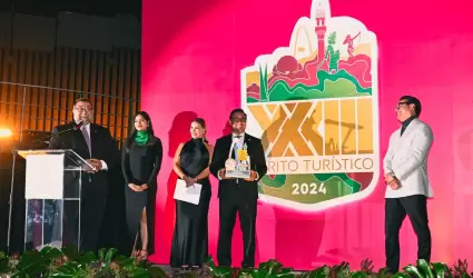 XXXIII entrega del "Galard�n al M�rito Tur�stico"