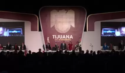 Rinde protesta Ismael Burgue�o Ruiz como Presidente Municipal de Tijuana