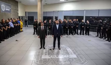 Realiza Ismael Burgue�o Ruiz primer pase de lista a elementos de la Polic�a Muni