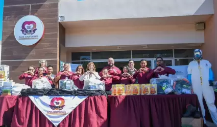 Entreg� el sistema DIF Baja California equipo de seguridad para el personal de s