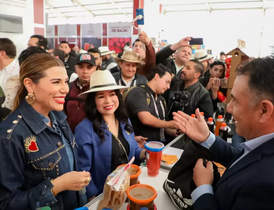 Gobernadora Marina del Pilar invita a peque�as y medianas empresas a registrarse para financiamiento de hasta 500 mil pesos