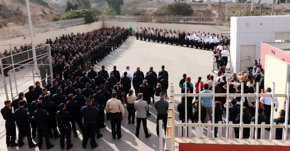 Realiza presidenta Rocio Adame pase de lista a oficiales de la Secretar�a de Seguridad Ciudadana