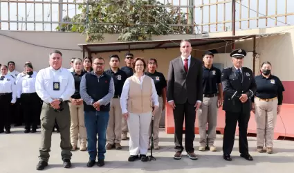 Realiza presidenta Rocio Adame pase de lista a oficiales de la Secretar�a de Seg