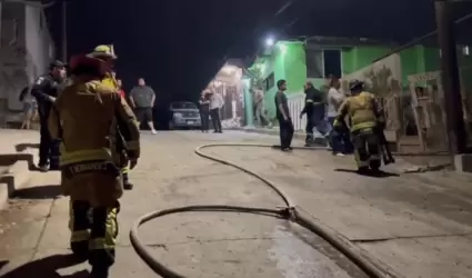 Incendio consume dos viviendas, una asegurada por la Fiscal�a