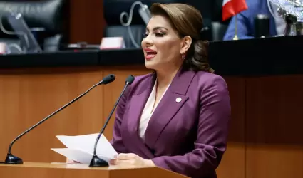 Lorenia Valles