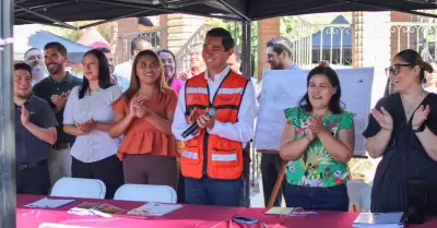 Inaugura Rom�n Cota mi�rcoles ciudadanos en Tecate