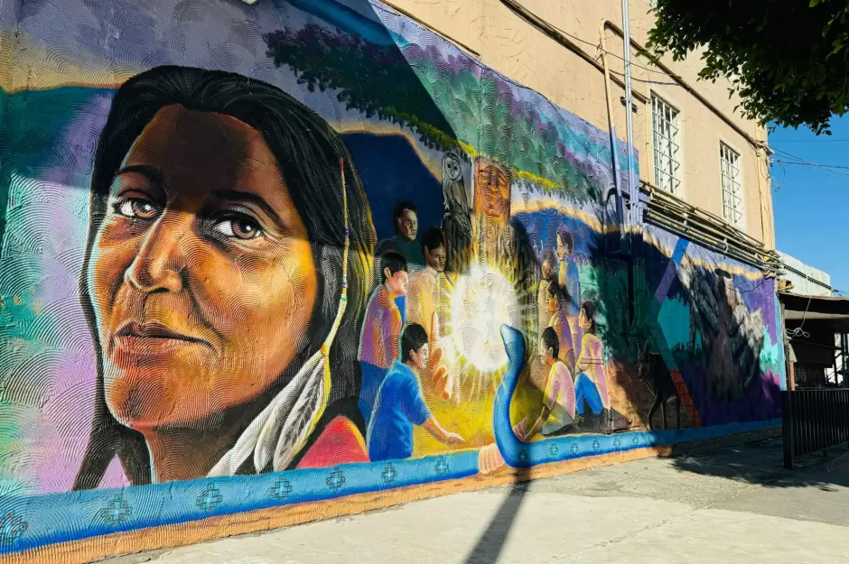 Inaugura alcalde Ismael Burgue�o primer mural de los pueblos yumanos en la avenida Revoluci�n
