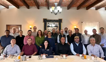 Funcionarios de la Direcci�n de Administraci�n Urbana, Ecolog�a y Medio Ambiente