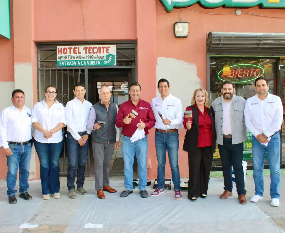 Da inicio Rom�n Cota a "Rutas M�gicas del Color"