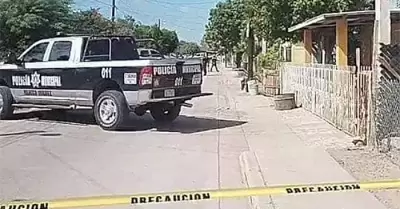 Polic�as disparan a hombre que los amenaz� con un machete, en Benito Ju�rez