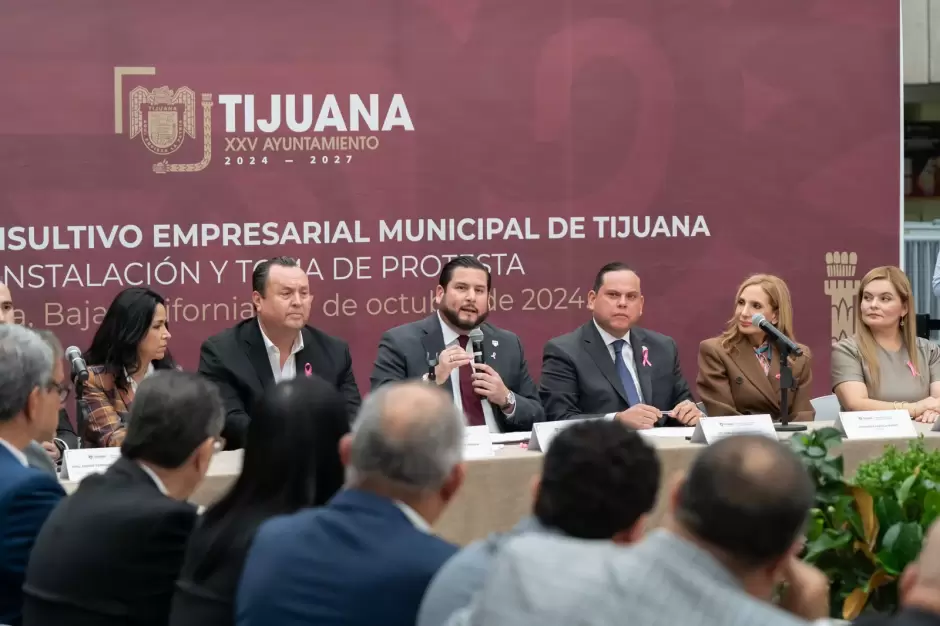 Conforma alcalde Ismael Burgue�o el Consejo Consultivo Empresarial