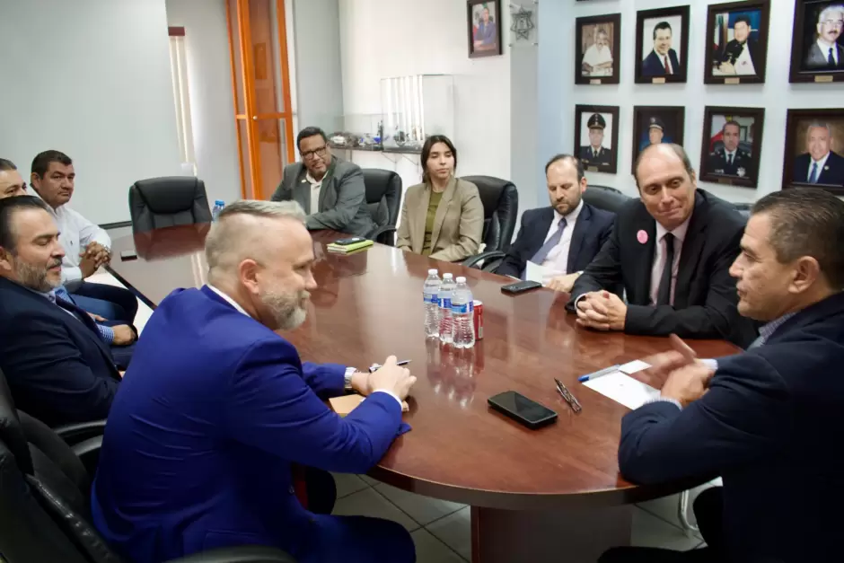 Estrechan lazos Consulado de EEUU en Tijuana con la polic�a de Mexicali