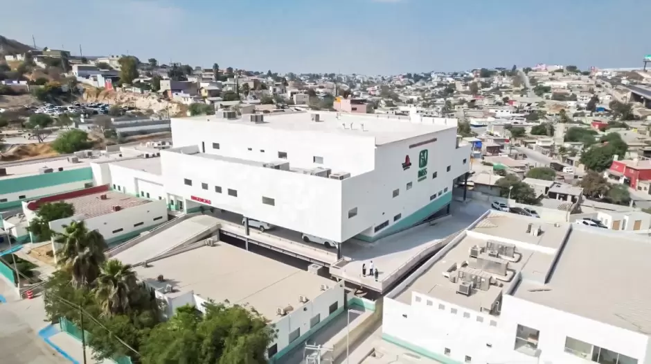 Realiza Gobernadora Marina del Pilar recorrido por el pr�ximo Hospital General de zona Este