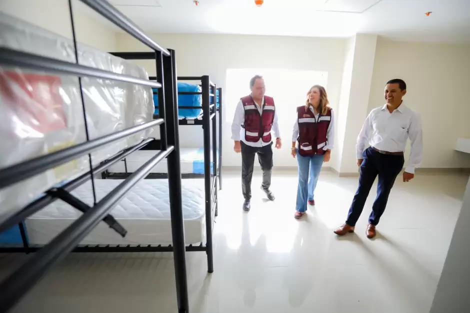 Realiza Gobernadora Marina del Pilar recorrido por el pr�ximo Hospital General de zona Este