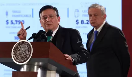 Ignacio Ovalle Fern�ndez fue el primer jefe en la carrera pol�tica del expreside