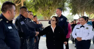 Realiza Roc�o Adame primer pase de lista de la Polic�a Juvenil