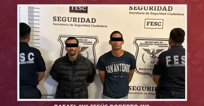 Aseguran galones de gasolina il�cita y recuperan veh�culo robado