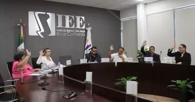 Declara IEEBC oficialmente p�rdida de registro de FXMBC y cancela la acreditaci�