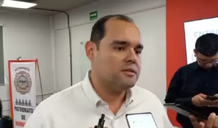 Eduardo Acu�a Padilla
