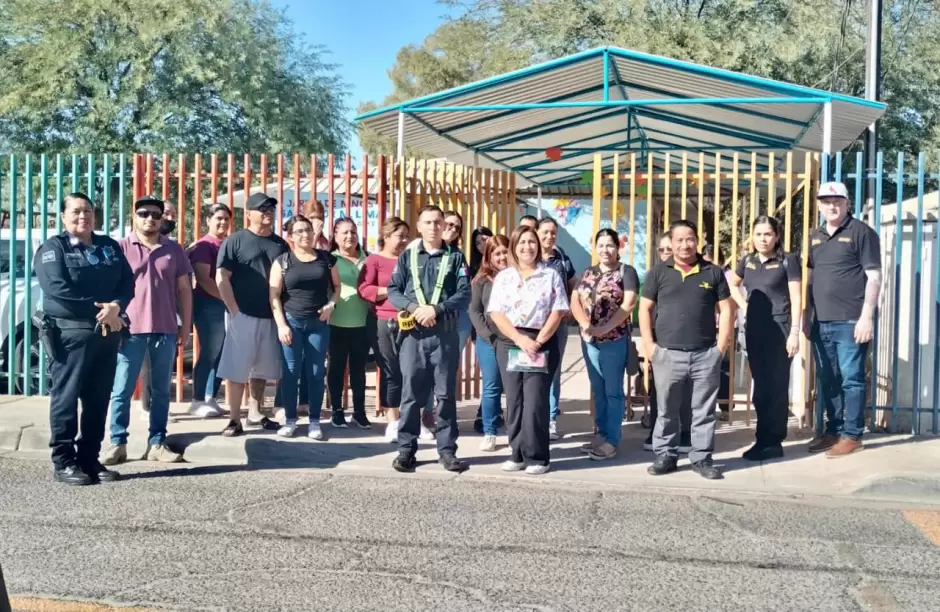 Unidad de Educaci�n Vial capacita a familias para crear escuadrones viales