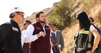 Supervisa alcalde Ismael Burgue�o trabajos de limpieza y mantenimiento en tanque