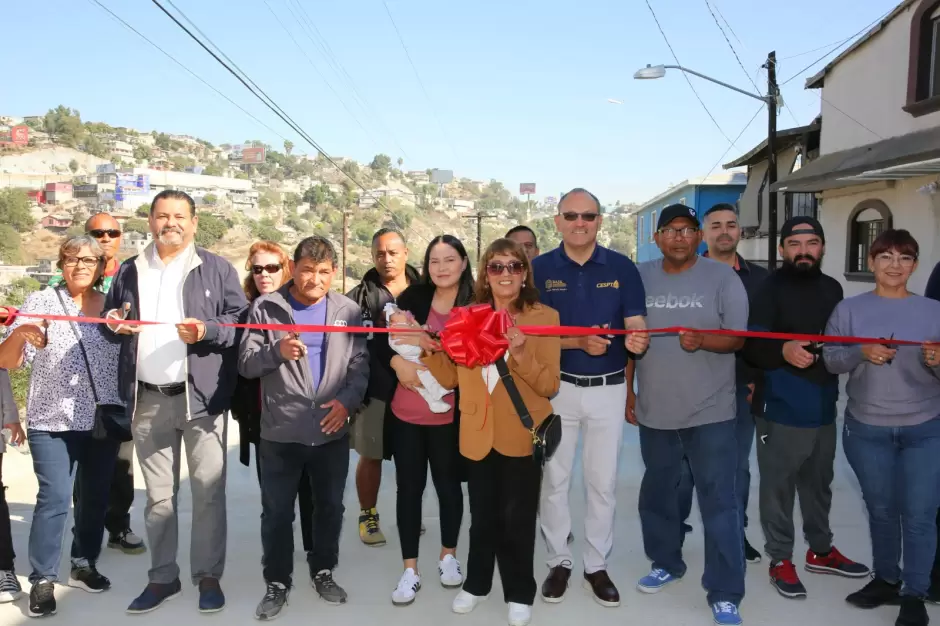 Entrega CESPT obra de rehabilitaci�n en la calle Tomasa Est�vez