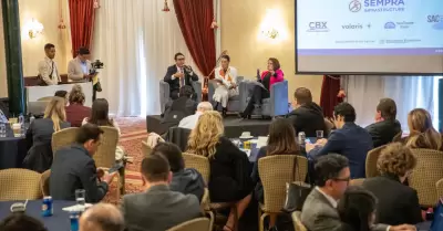 Baja California particip� en reuni�n binacional para fortalecer la relaci�n Cali