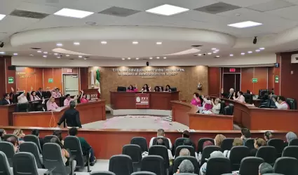 Dan a conocer nueva integraci�n del Grupo Parlamentario de Morena