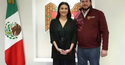 Illya Guadalupe Haro S�nchez e Ismael Burgue�o