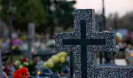 pante�n, cementerio