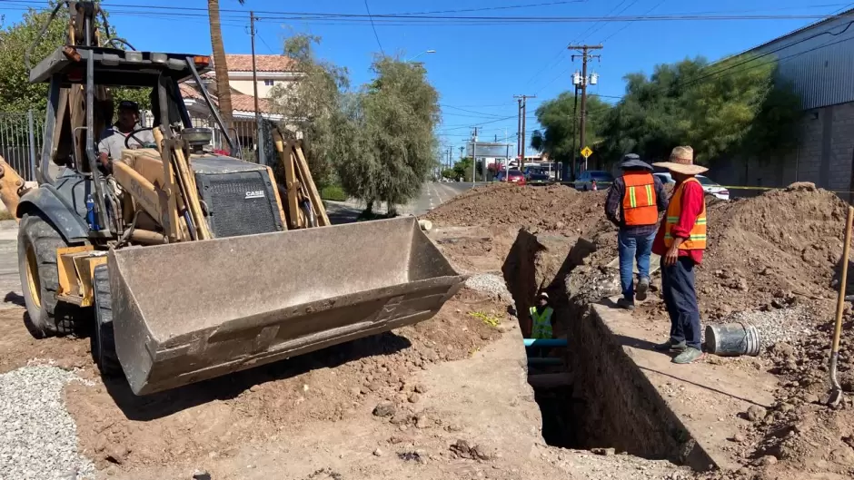 Avanza construcci�n de subcolector pluvial en colonia Nueva